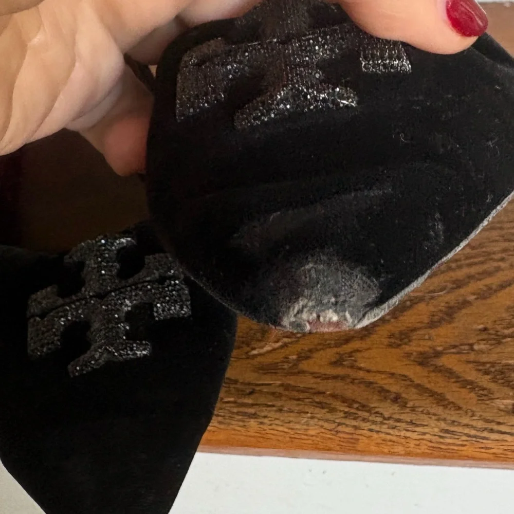 Tory Burch Black Velvet Eleanor 65‎ MM Heels Size 11 Flaw: Wear
